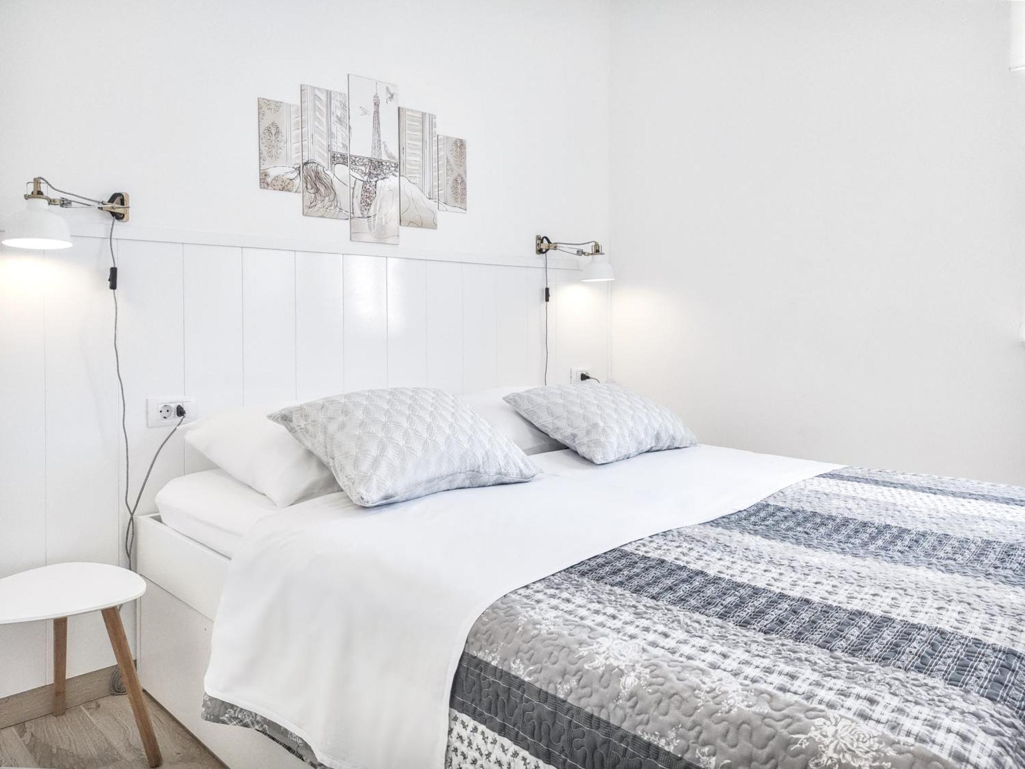 Apartment With Terrace And Free Parking - Beach Nearby 斯普利特 外观 照片