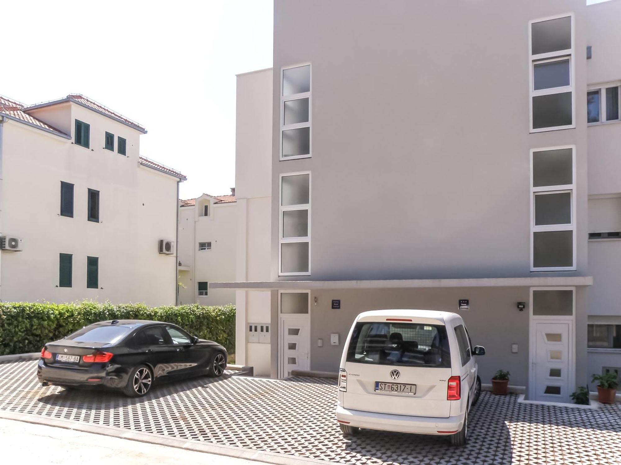 Apartment With Terrace And Free Parking - Beach Nearby 斯普利特 外观 照片